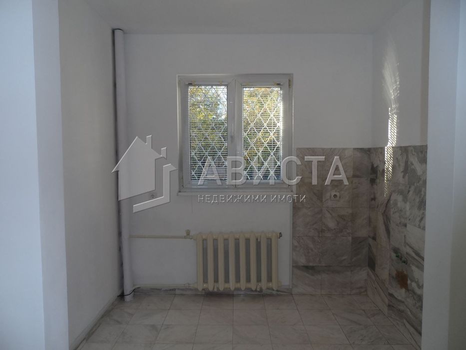 Дава се под наем Офис в София, Орландовци - 65 кв.м за 400 € - Снимка #4