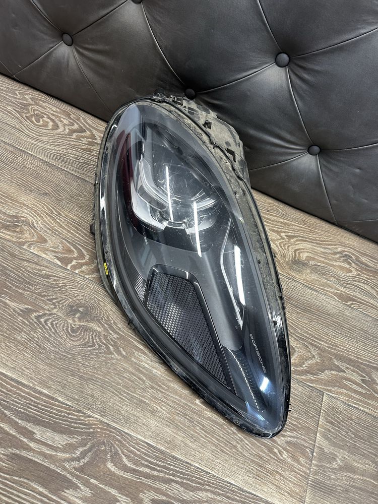 Porsche Macan led matrix фейс фар фарове
