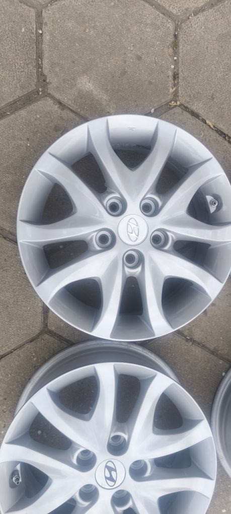 5х114.3 16 цола Hyundai