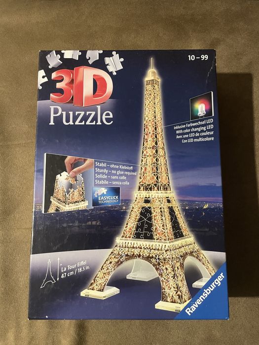 Puzzle 3D cu Turnul Eiffel noaptea luminat