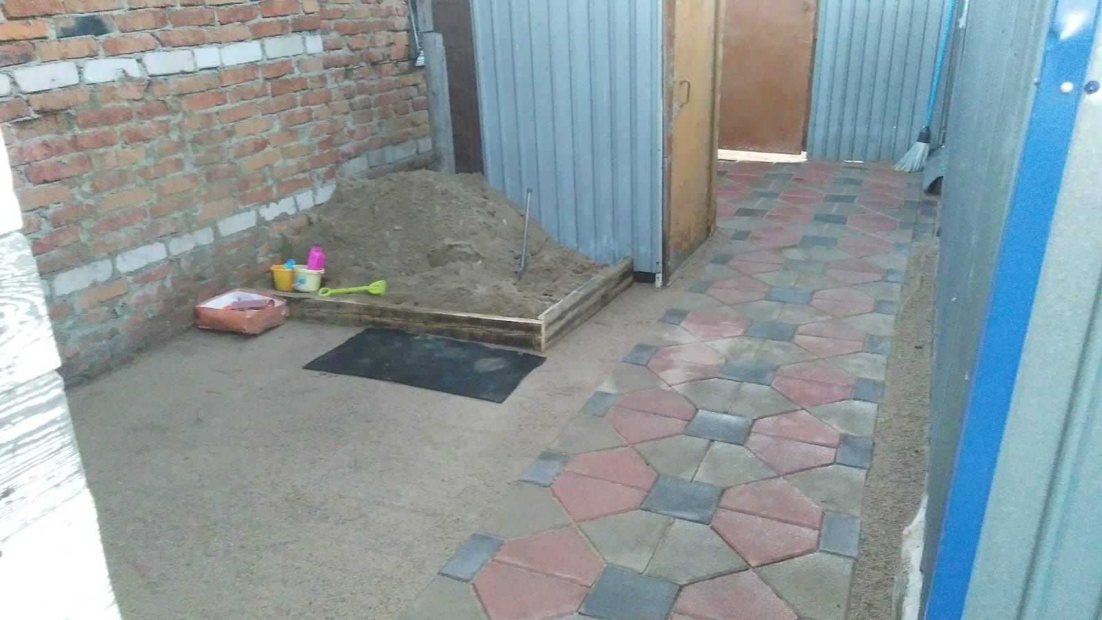 Срочно!! Продам 2хкомн дом, 8млн