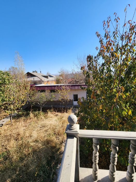 Продаётся 7 соток под строительство