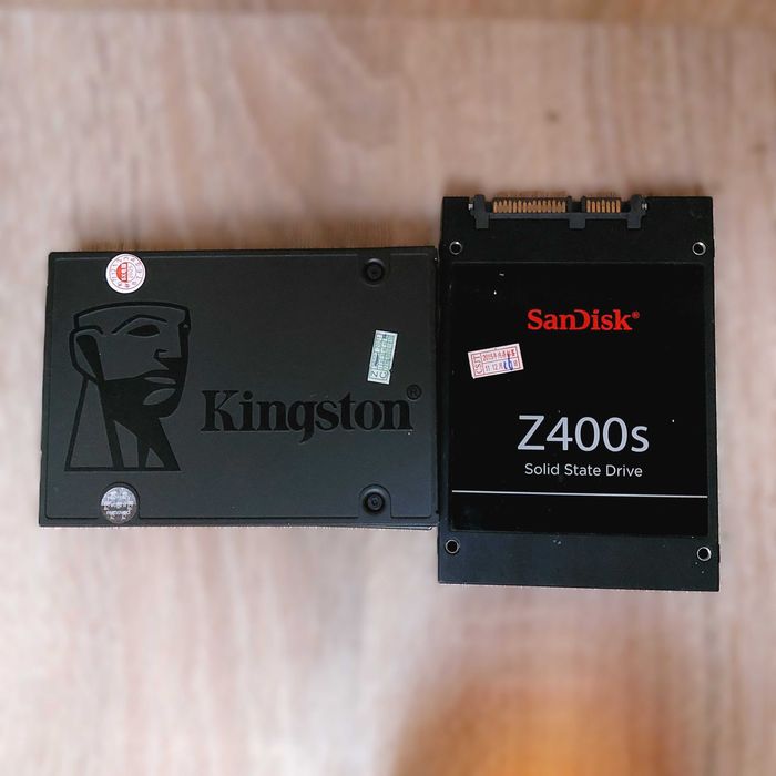 SSD Kingston SA400 120ГБ. SanDisk Z400s 128ГБ