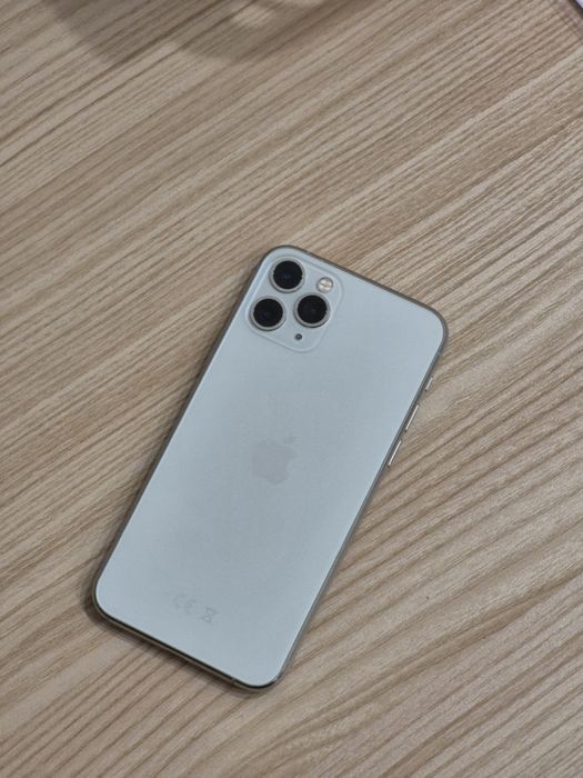 Iphone 11 pro В идеальном состояние