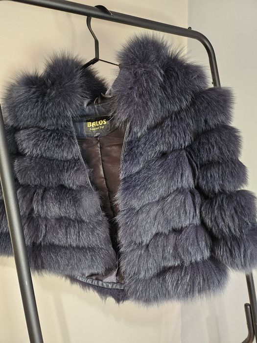 Дамско палто от естествен косъм с качулка