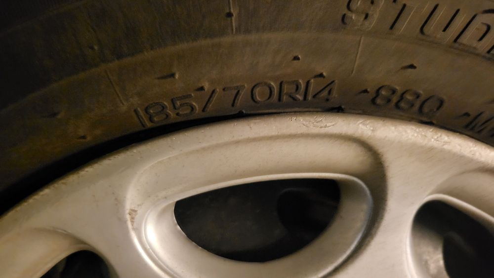 Продам шины 185×70×14