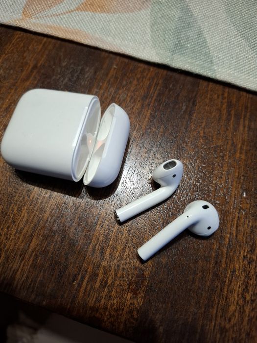 Слушалки airpods