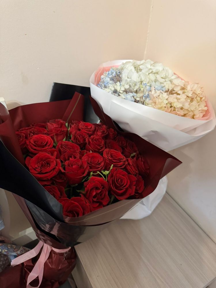 Цветы(51шт розы)