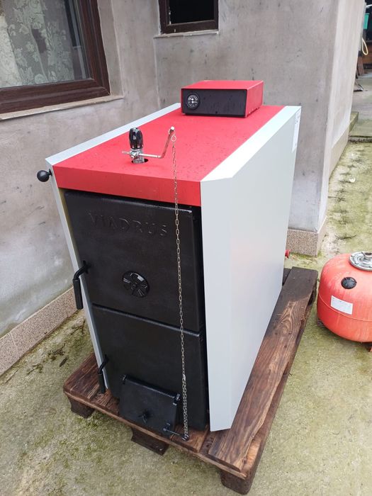 Vând centrala viadrus 35 kw