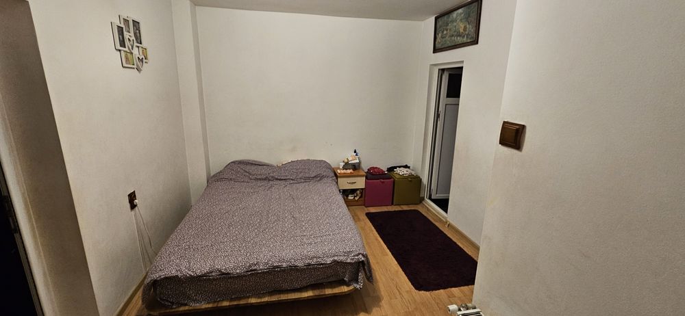 Vand casa (direct proprietar) .Str. Buda.La 4 km de centru