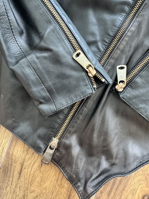 Кожено яке с качулка
