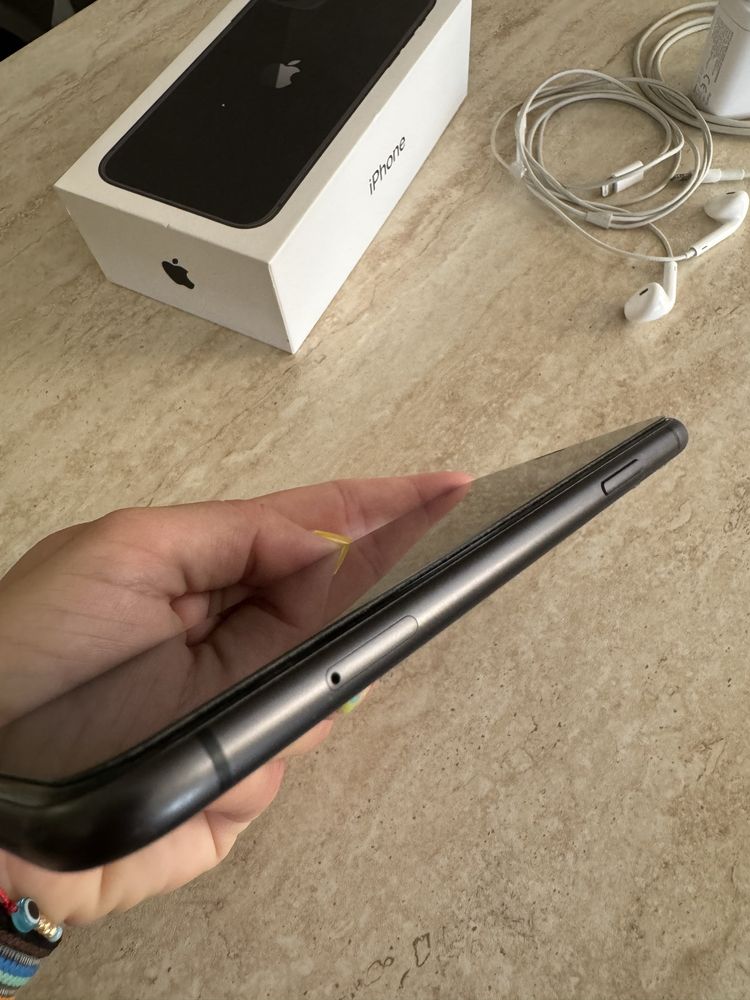 iPhone 11, 128 GB