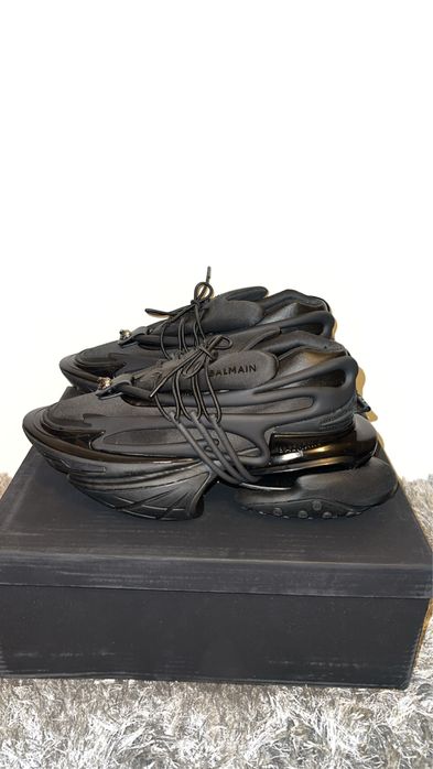 Balmain Unicorn Black