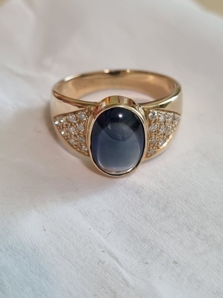 Inel aur 14k cu safir caboson si diamante naturale