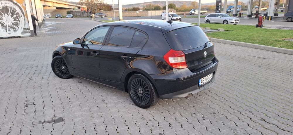 Vând BMW 118D 2006