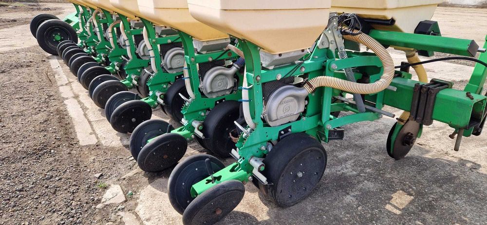 Semanatoare plante prasitoare Sfoggia 8 randuri