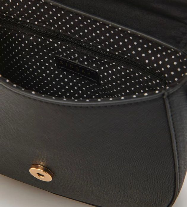 Дамска черна чанта