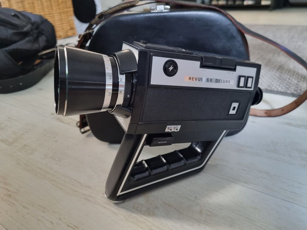 Camera filmat Revue S8 Delux Super 8