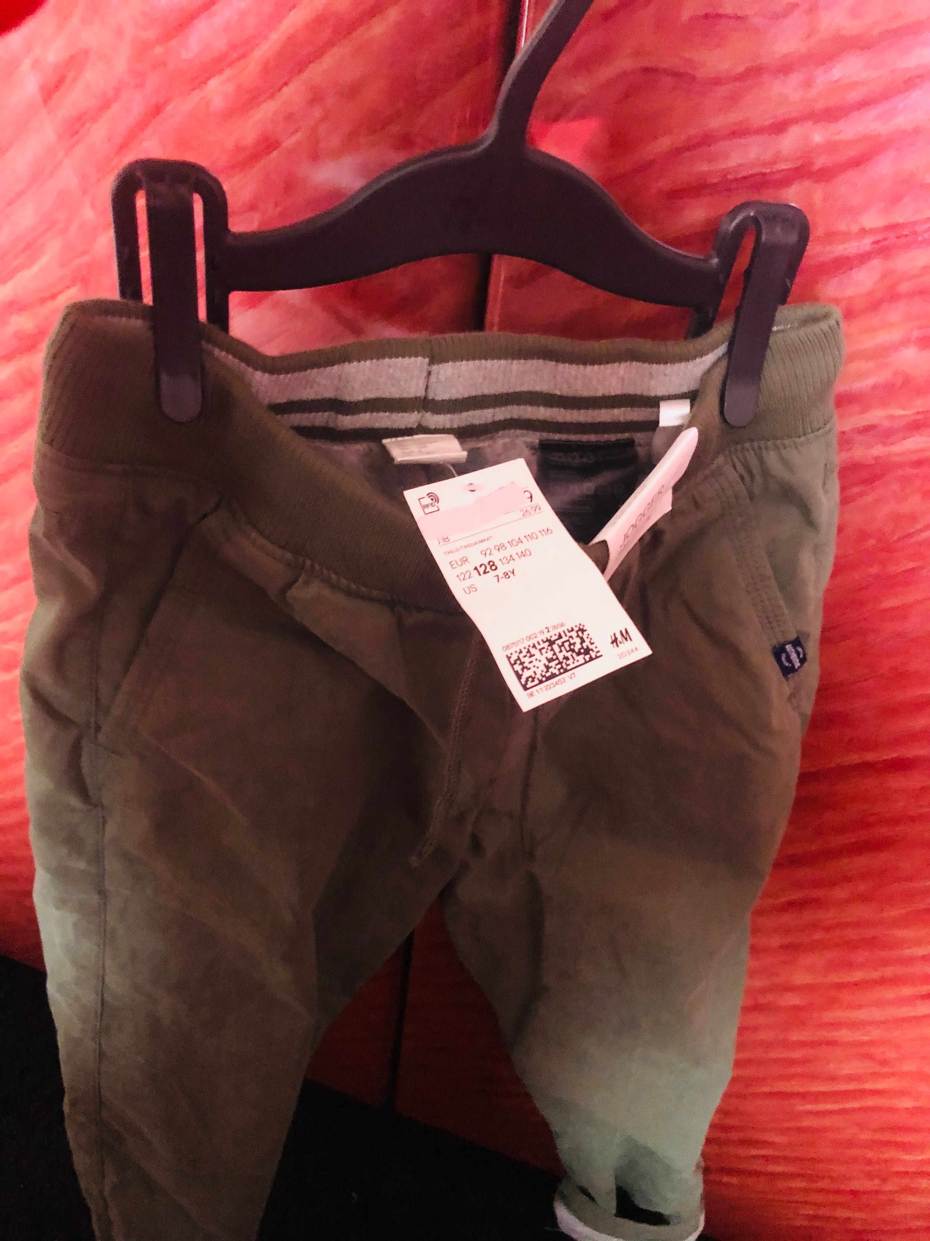 H&M Спортен панталон-Блуза