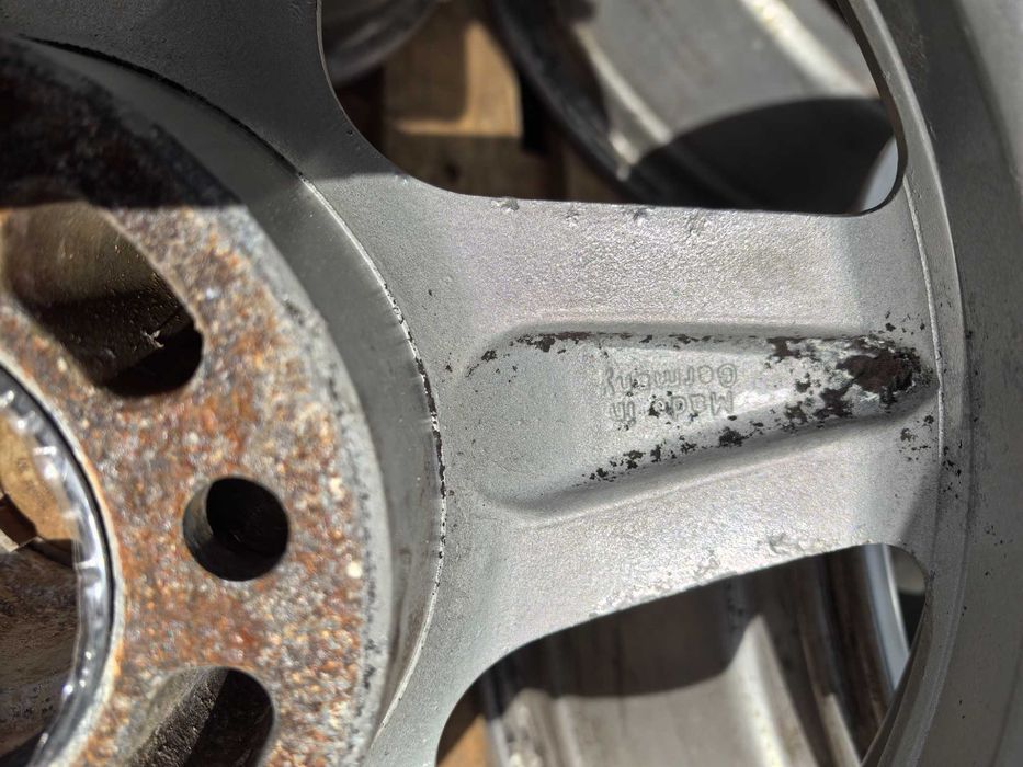 16 цола 5 х 120 мм БМВ Е60 / Е39 - 7,5 Инча / ЕТ 18