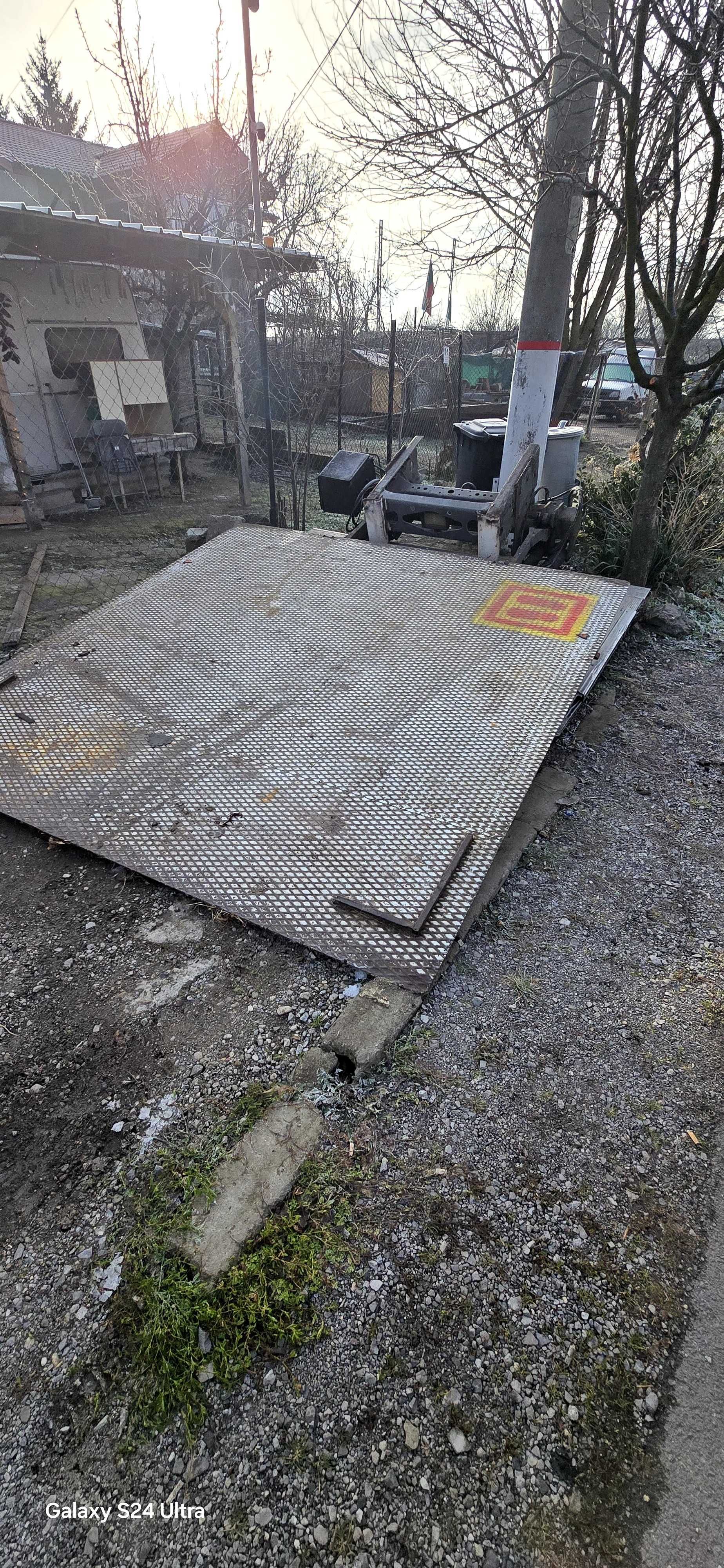 Падащи бордове за голями камиони