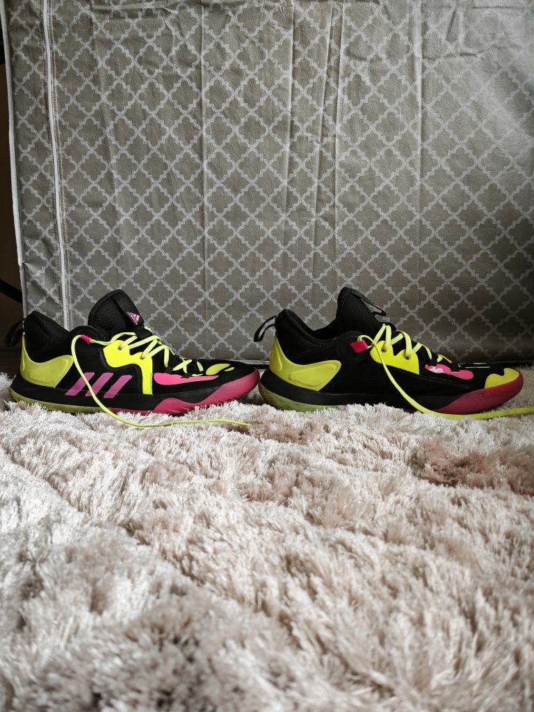 Маратонки ADIDAS