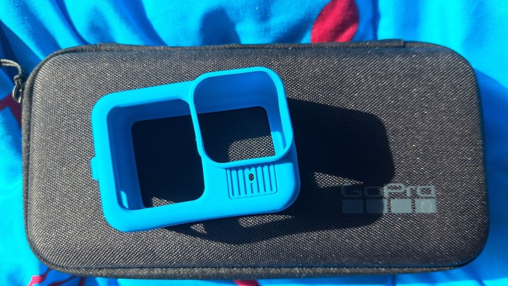 НОВО GoPro HERO 13 Black 27MP в гаранция + 2 батерии и аксесоари