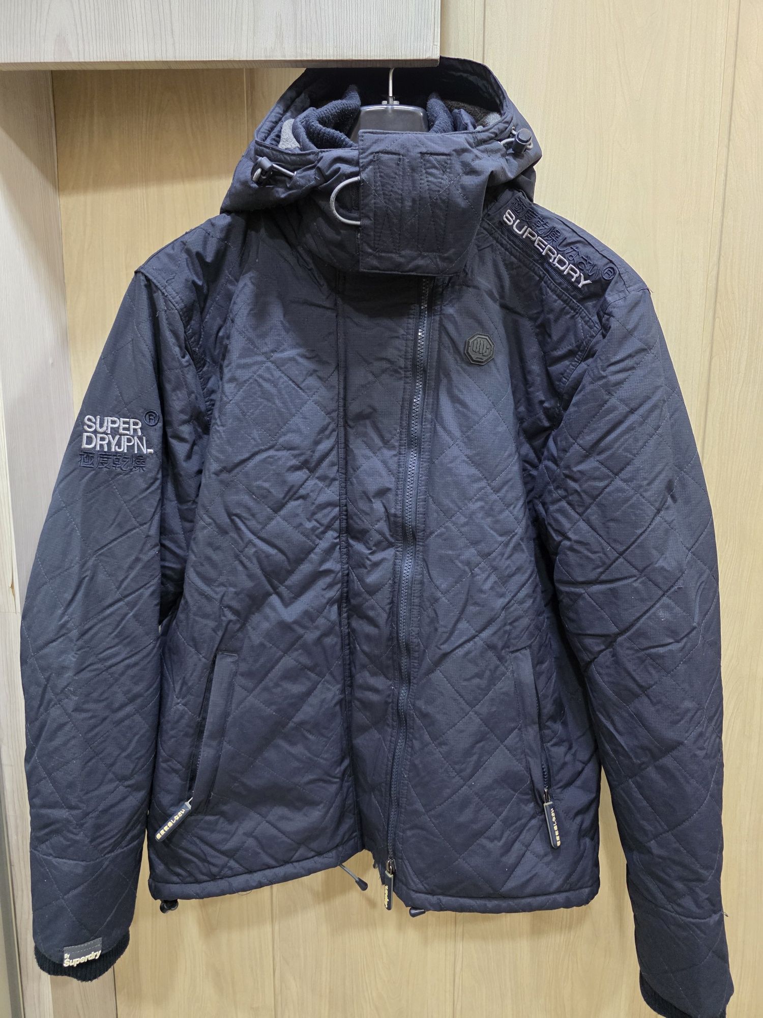 Оригинальная куртка Superdry