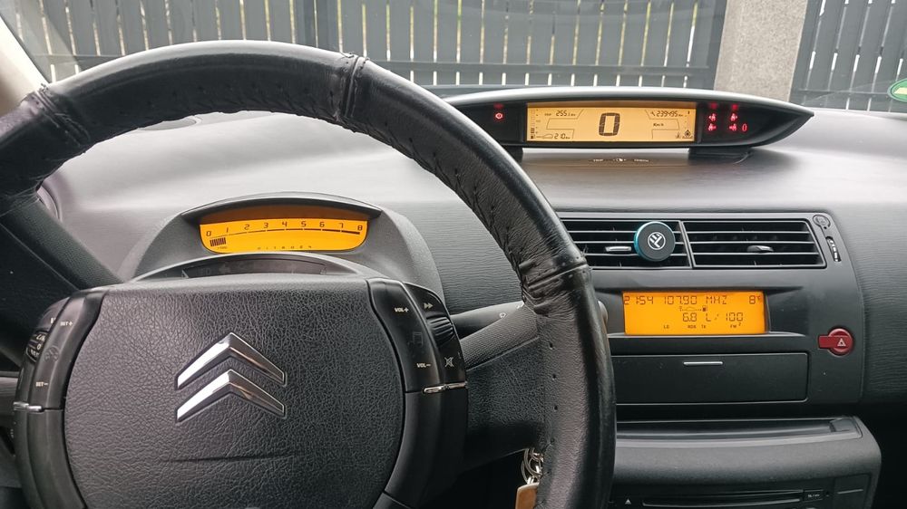 Vând sau schimb citroen