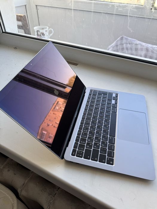 Macbook m1 16/256