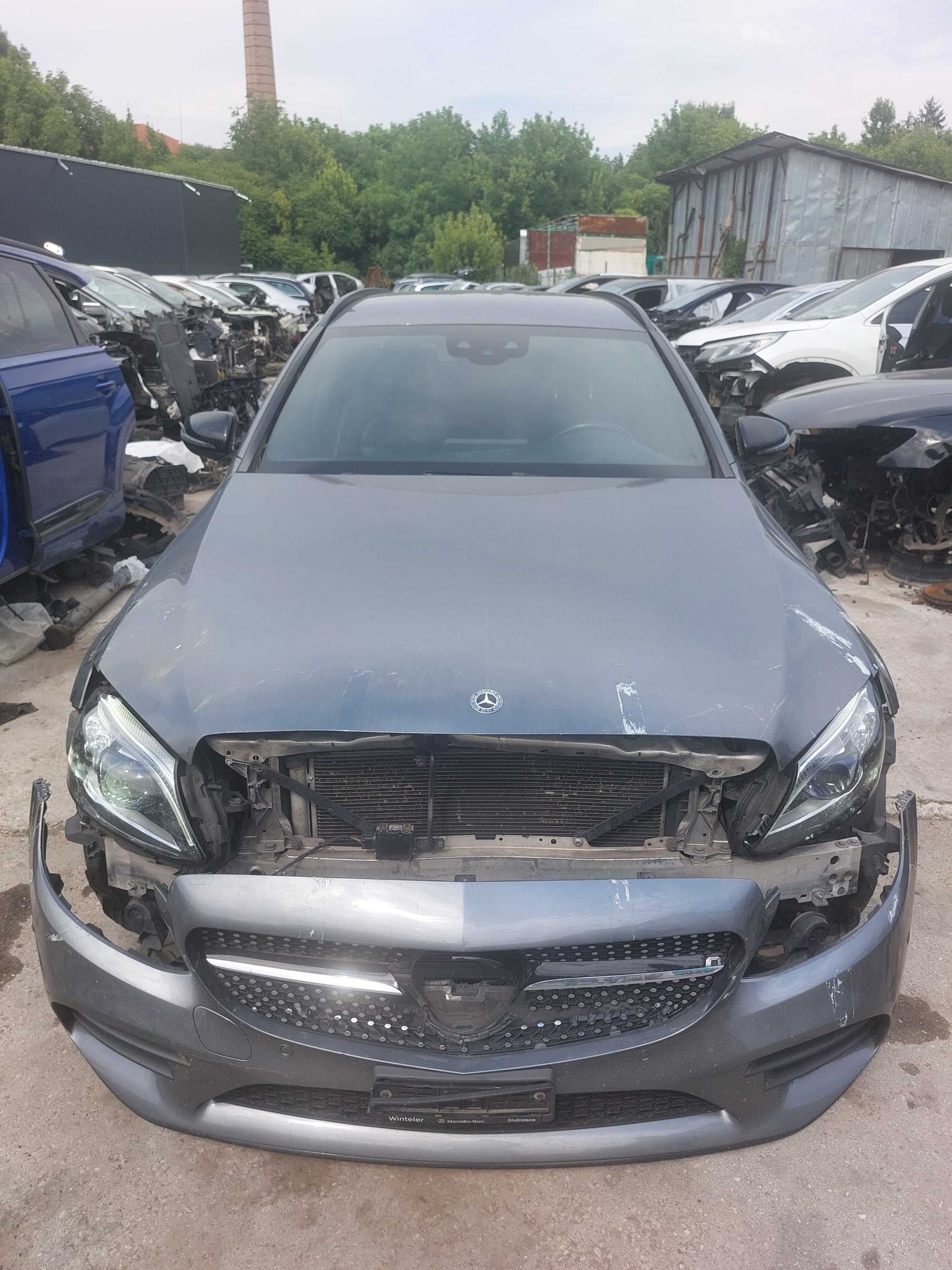 На Части:Mercedes W205 FACE AMG C220d 2019 Ляв волан,Диг.табло,Дистрон