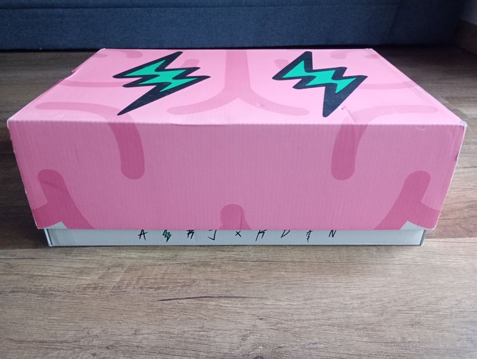 Vând Air Jordan 2 retro J Balvin