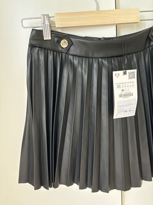 Fustă nouă zara imitație piele xs