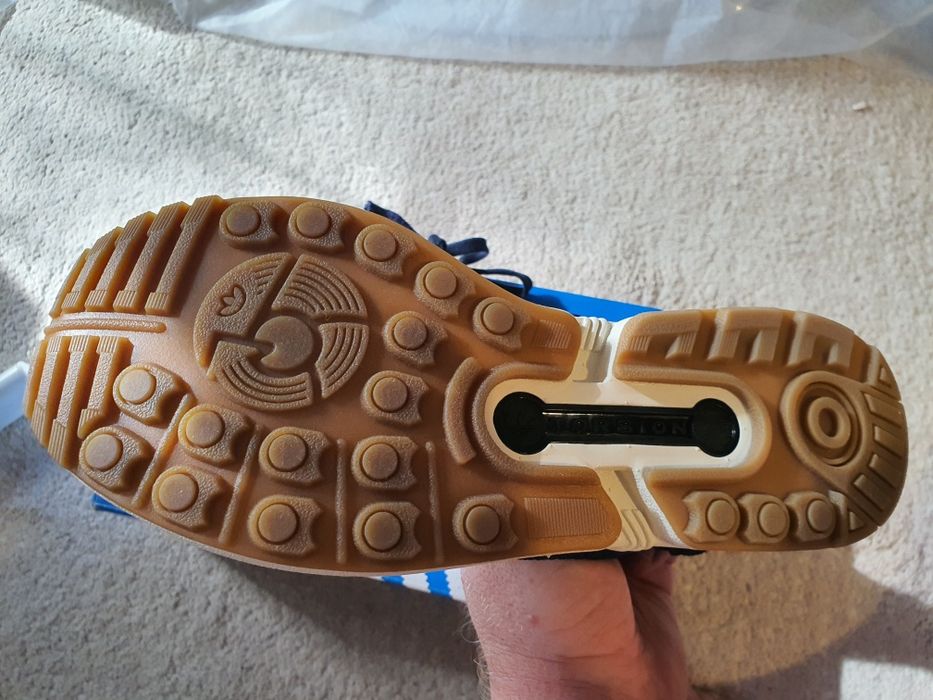 Adidasi Adidas noi