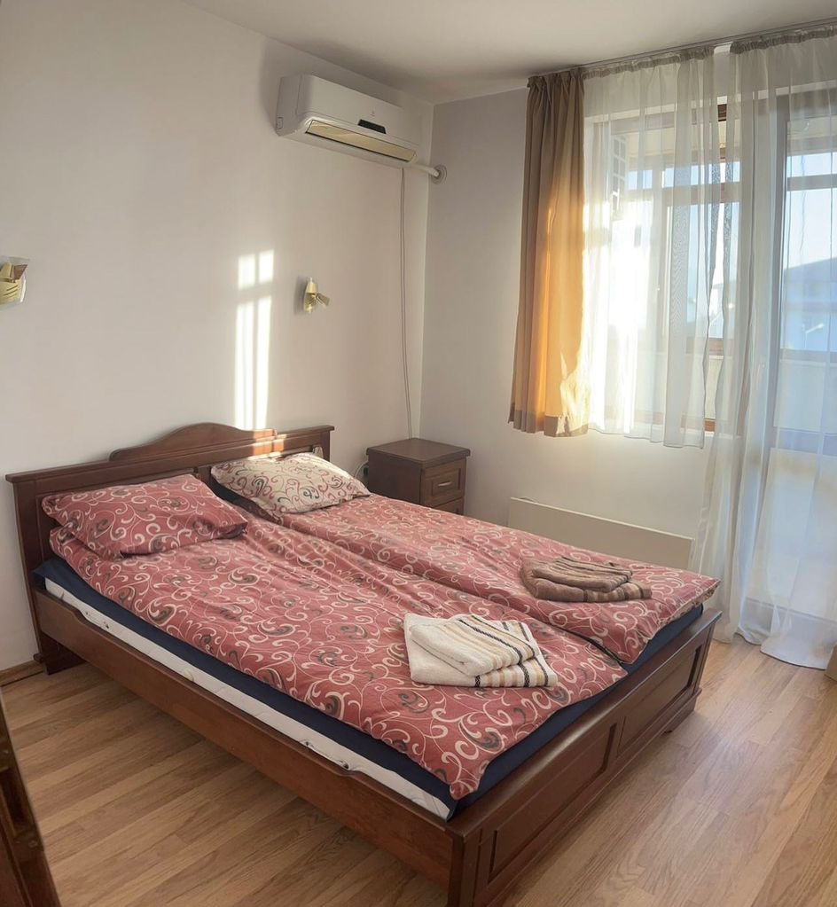 Дава се под наем Тристаен апартамент в Банско - 78 кв.м за 459 € - Снимка #14