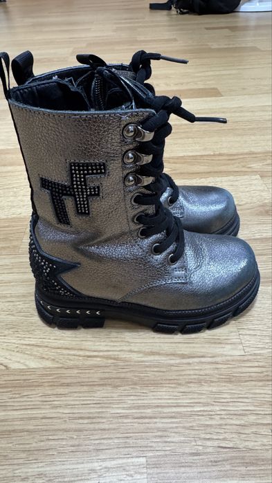 Зимние сапоги Tiflani, р. 26 — натуральная кожа и мех, оригинал!