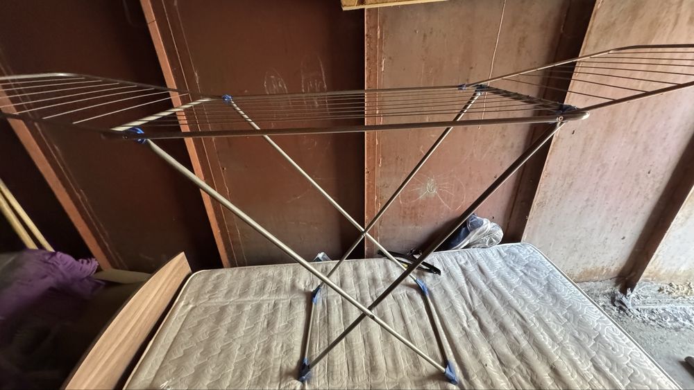 Продам сушилку и гладильную доску, в хорошем состоянии, самовывоз!