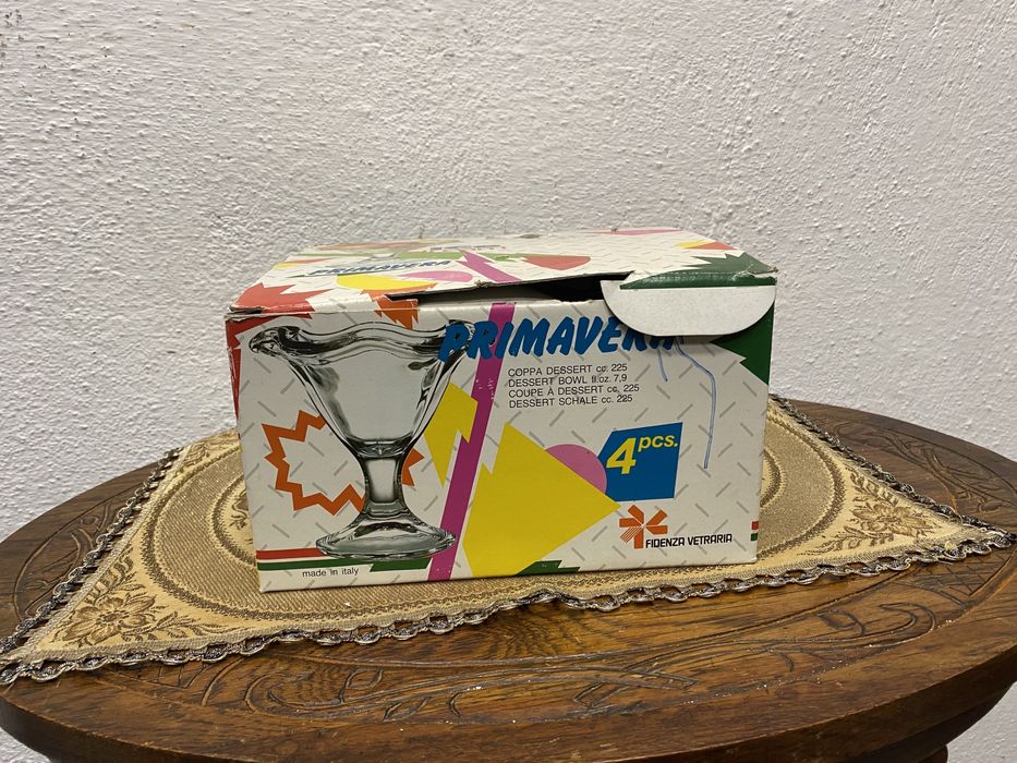 Италиански чаши за мелба