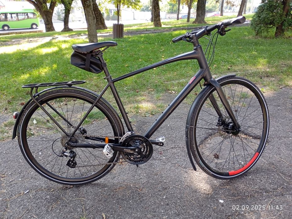 Specialized sirrus Top black