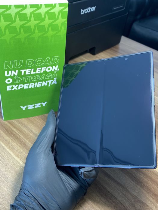 Samsung Galaxy Z Fold6 / Garanție 12 luni / 256 Gb / Ca Nou
