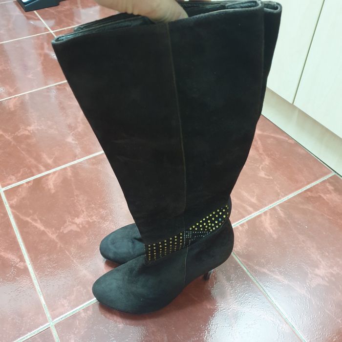 Vand cizme dama catifea marimea 38 -39