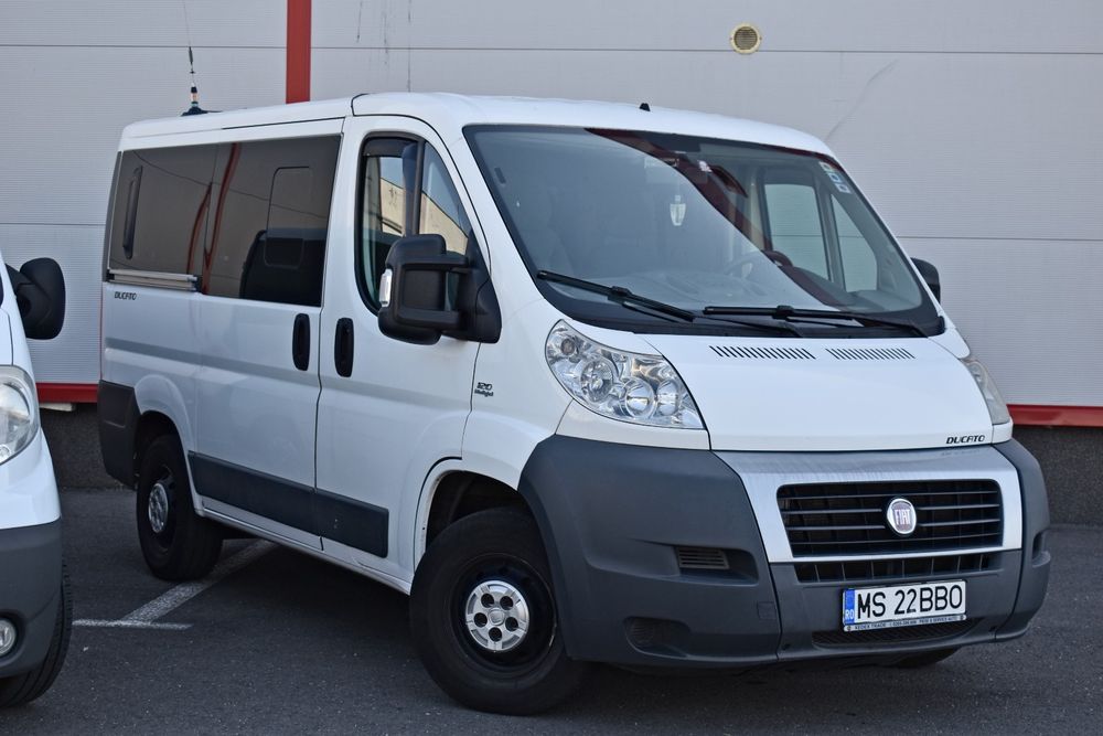 Închirieri dube /rent a car Trailere