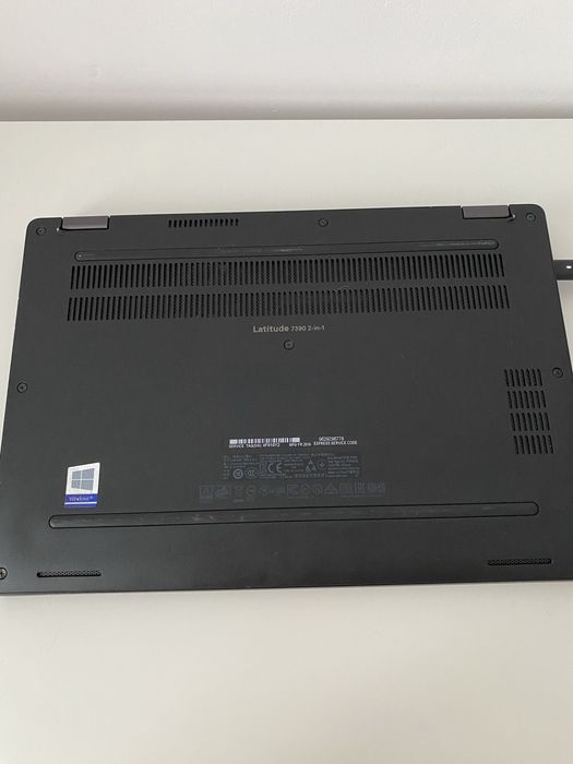 Dell latitude 7390 2-in-1 laptop/tableta