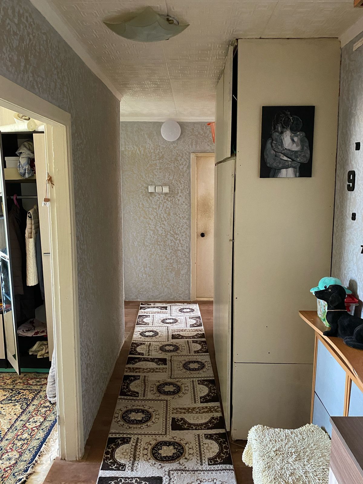 Продам 3 х комн квар. 5-8- 9 этаж.