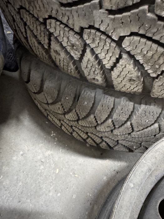 Шины с дисками в хорошем состоянии. Не дорого