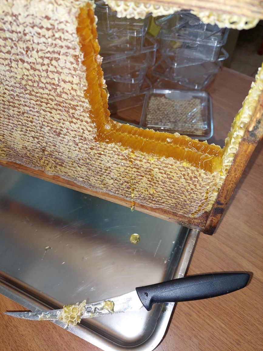 Пчелен мед - букет