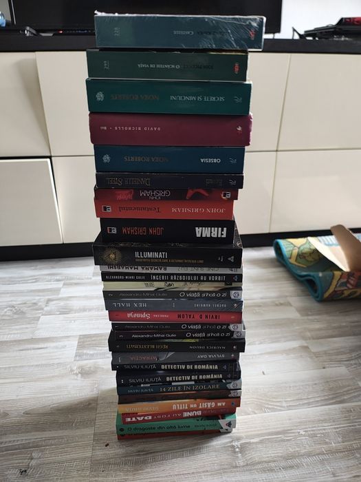 28 carti diversi autori