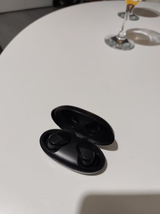 Căști wireless bluetooth