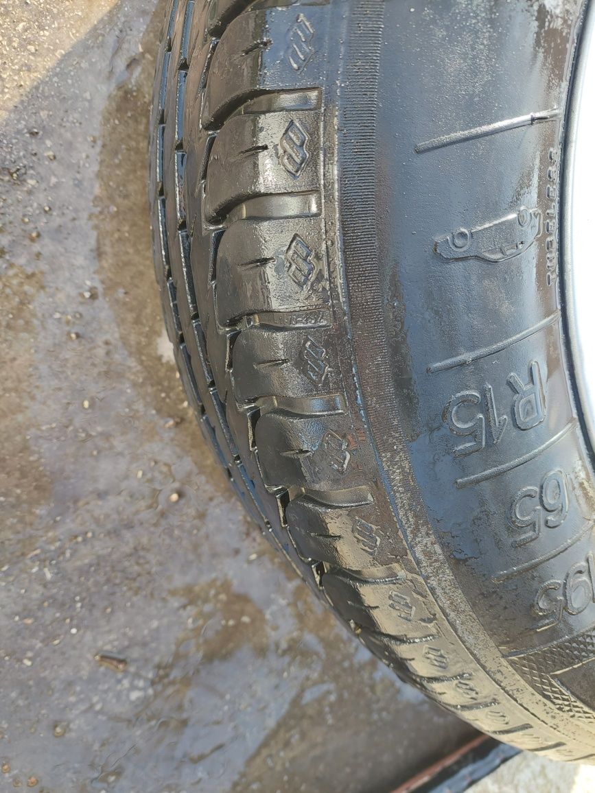 Алуминиеви джанти с гуми 15 ц. за ауди, опел и vw
