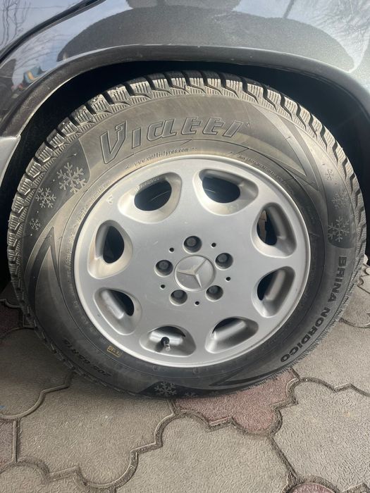 Шыны зимние. viatti